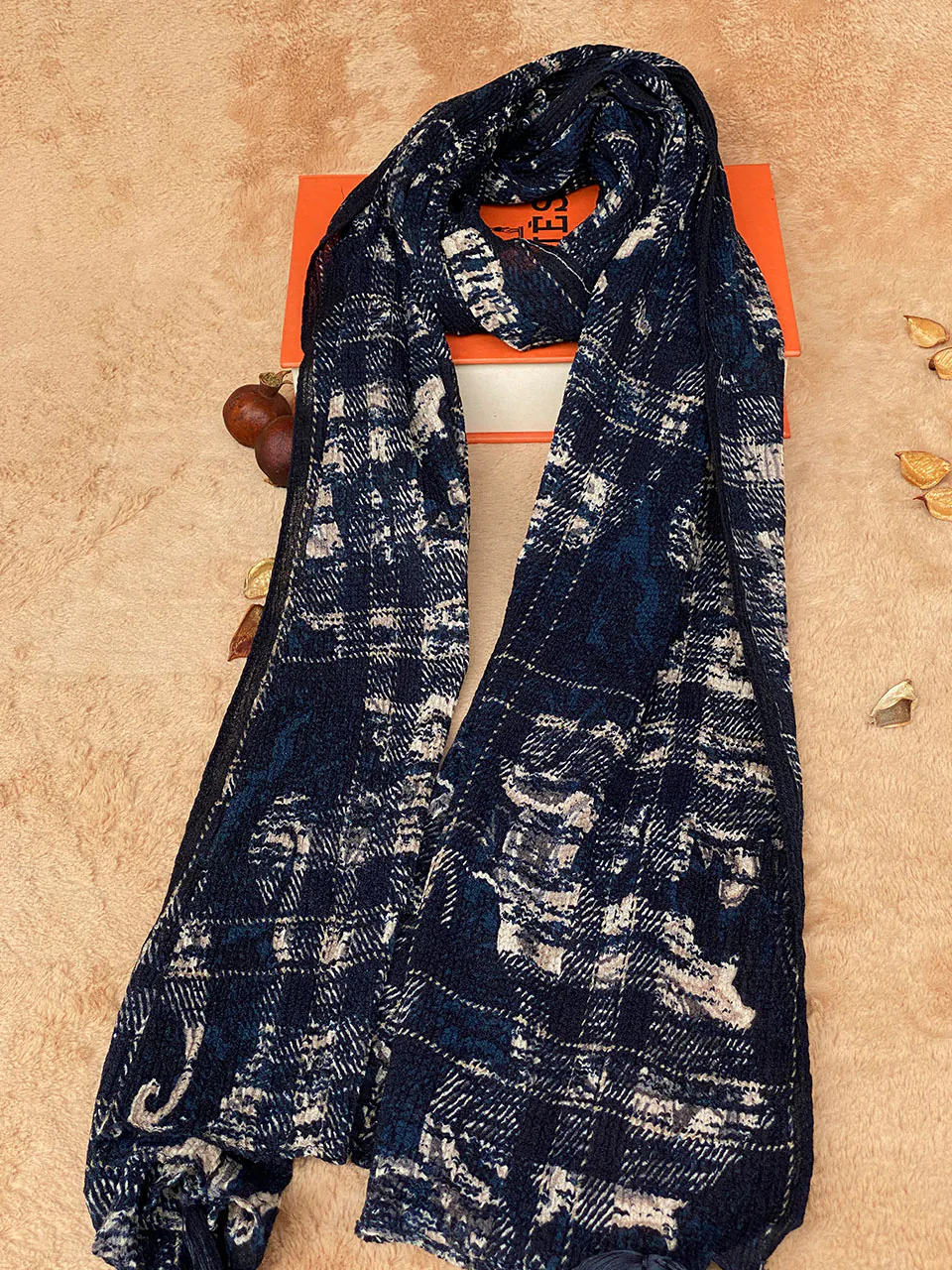 شال پاییزه طرحدار برشکا