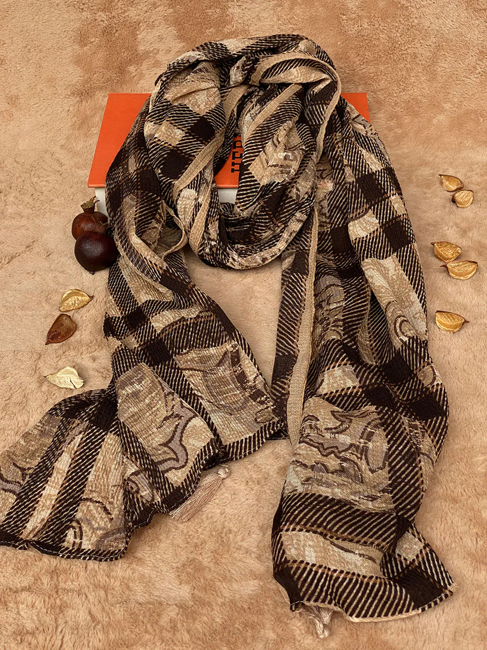 شال پاییزه طرحدار برشکا