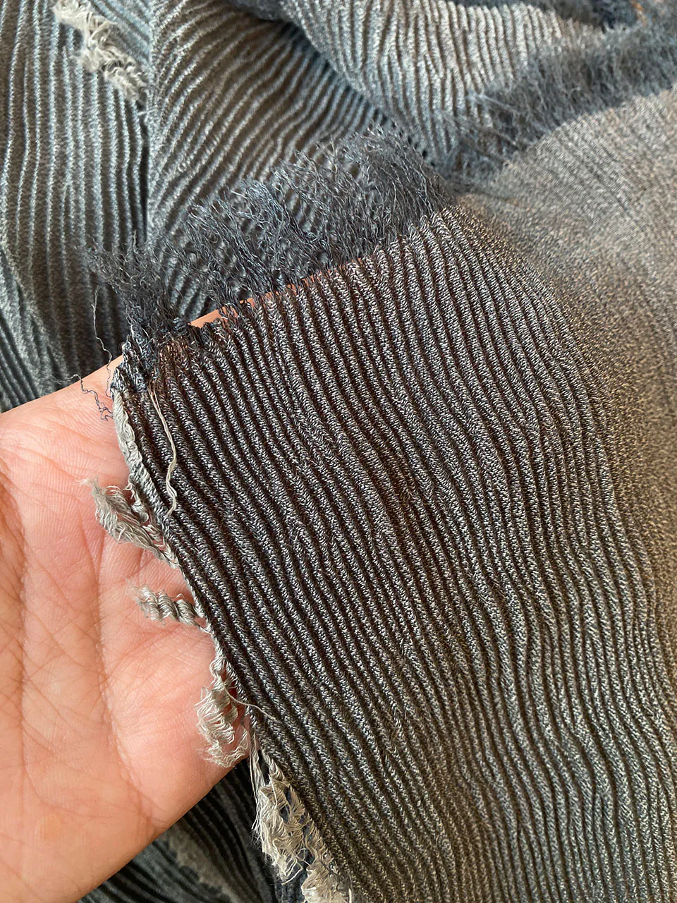 شال لبه ریش نخی