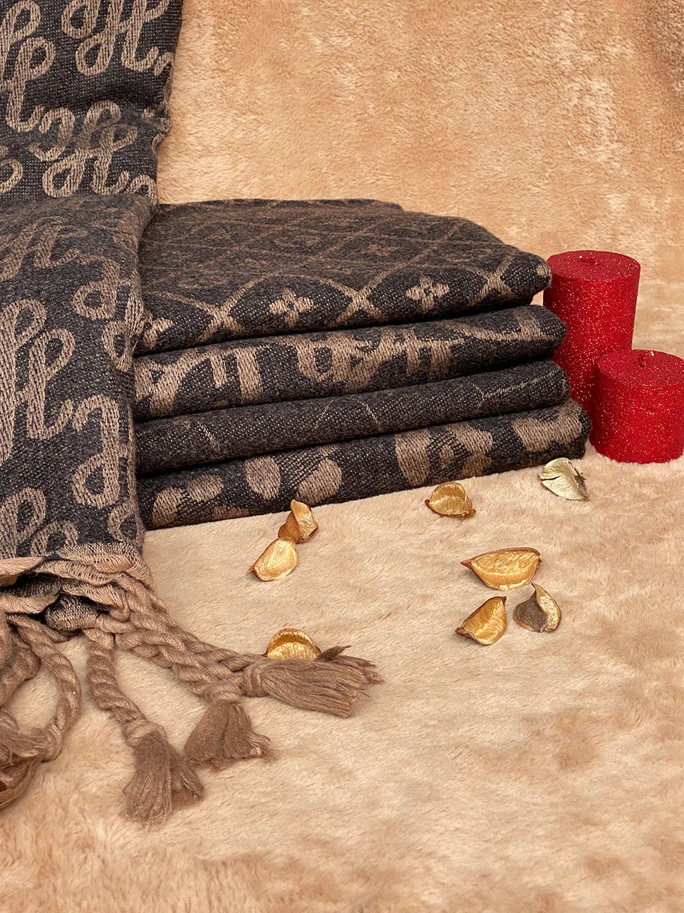 بیگ اسکارف طرحدار ضخیم فروشگاه مادام بلا