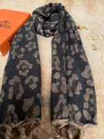 بیگ اسکارف طرحدار ضخیم فروشگاه مادام بلا