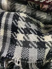 شال بافت پیچازی زنانه