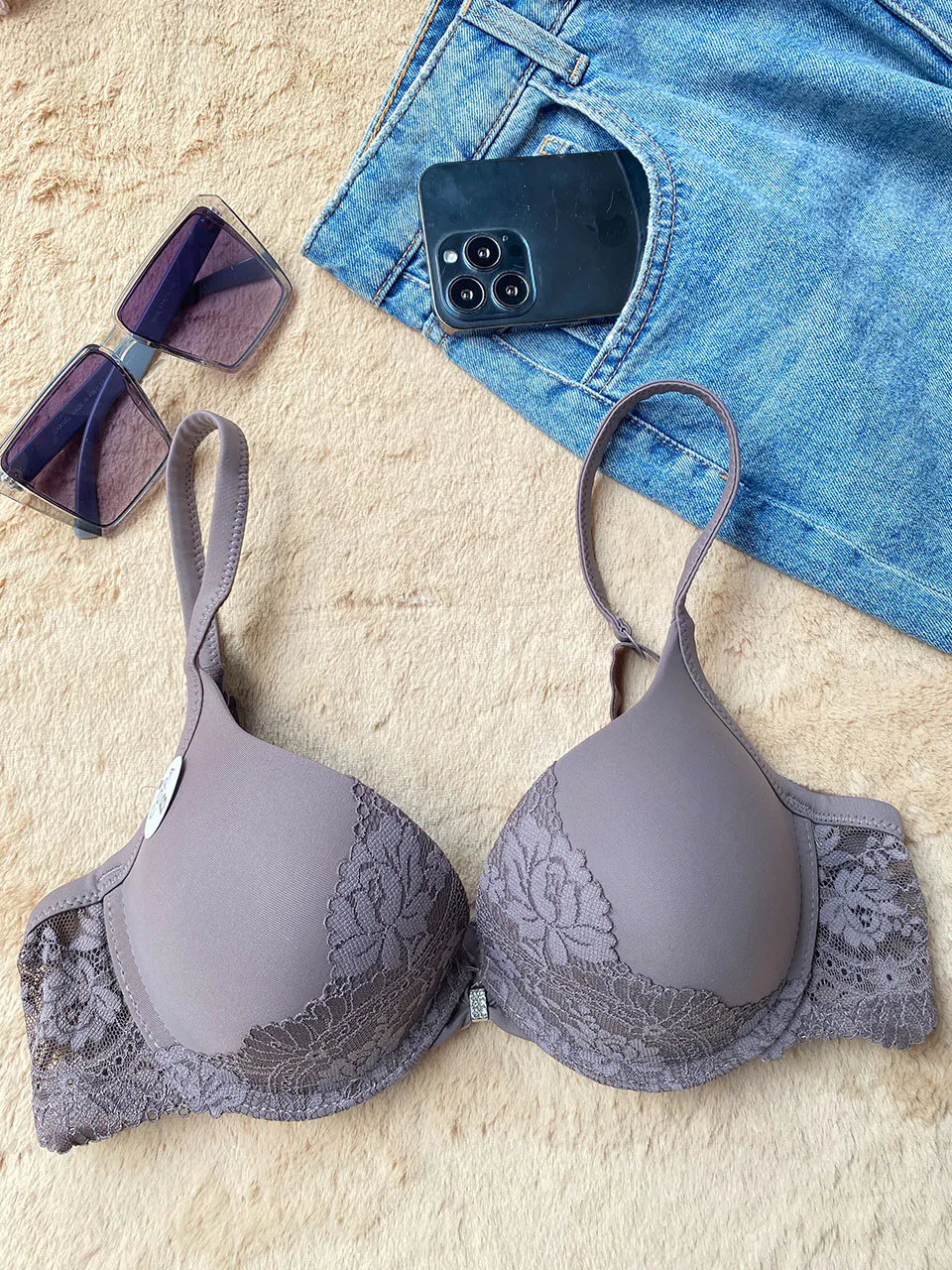 سوتین گیپوری اسفنجی