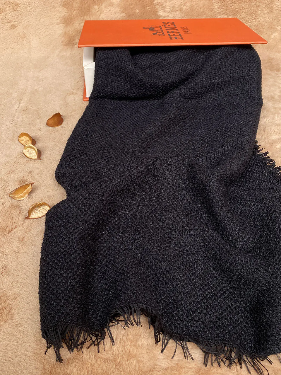 شال کنفی تک رنگ دورریش