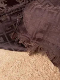 شال ژاکارد طرحدار مارک مادام بلا