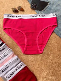 شورت کبریتی فانریپ راه راه رنگی مادام بلا