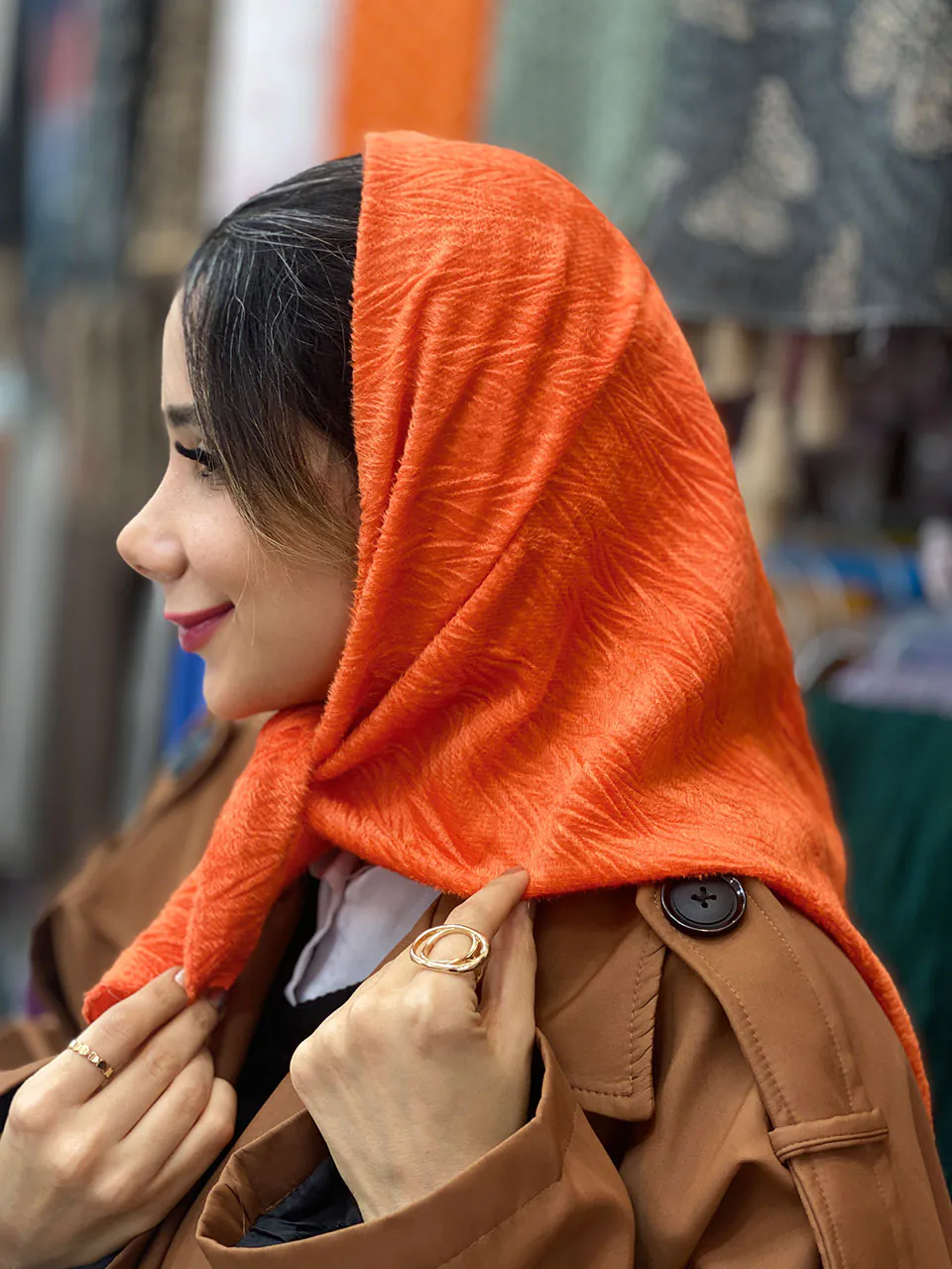 مینی اسکارف تک رنگ مخمل مادام بلا