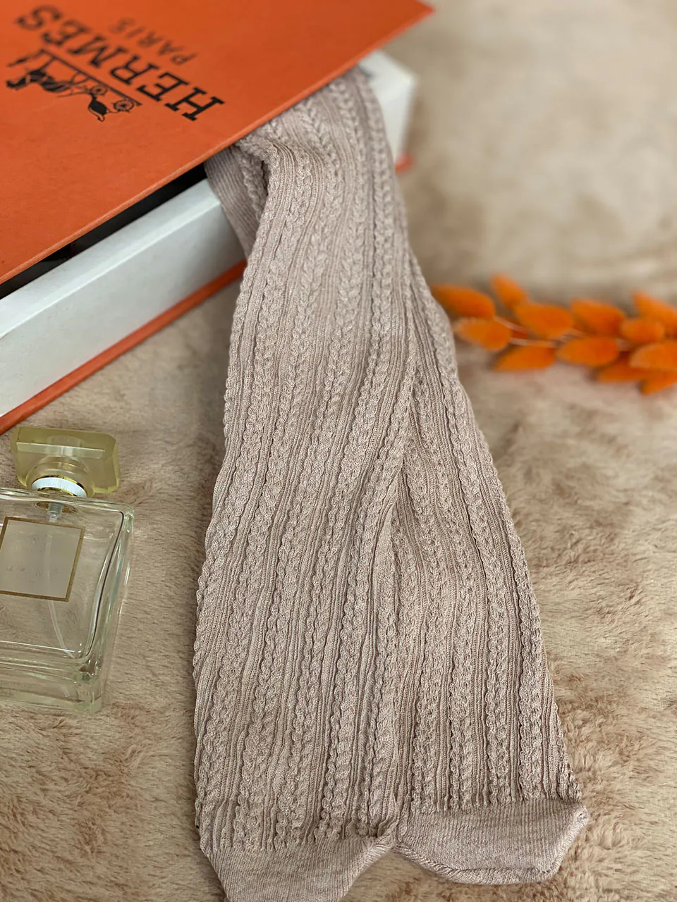 جوراب شلواری گندمی مادام بلا