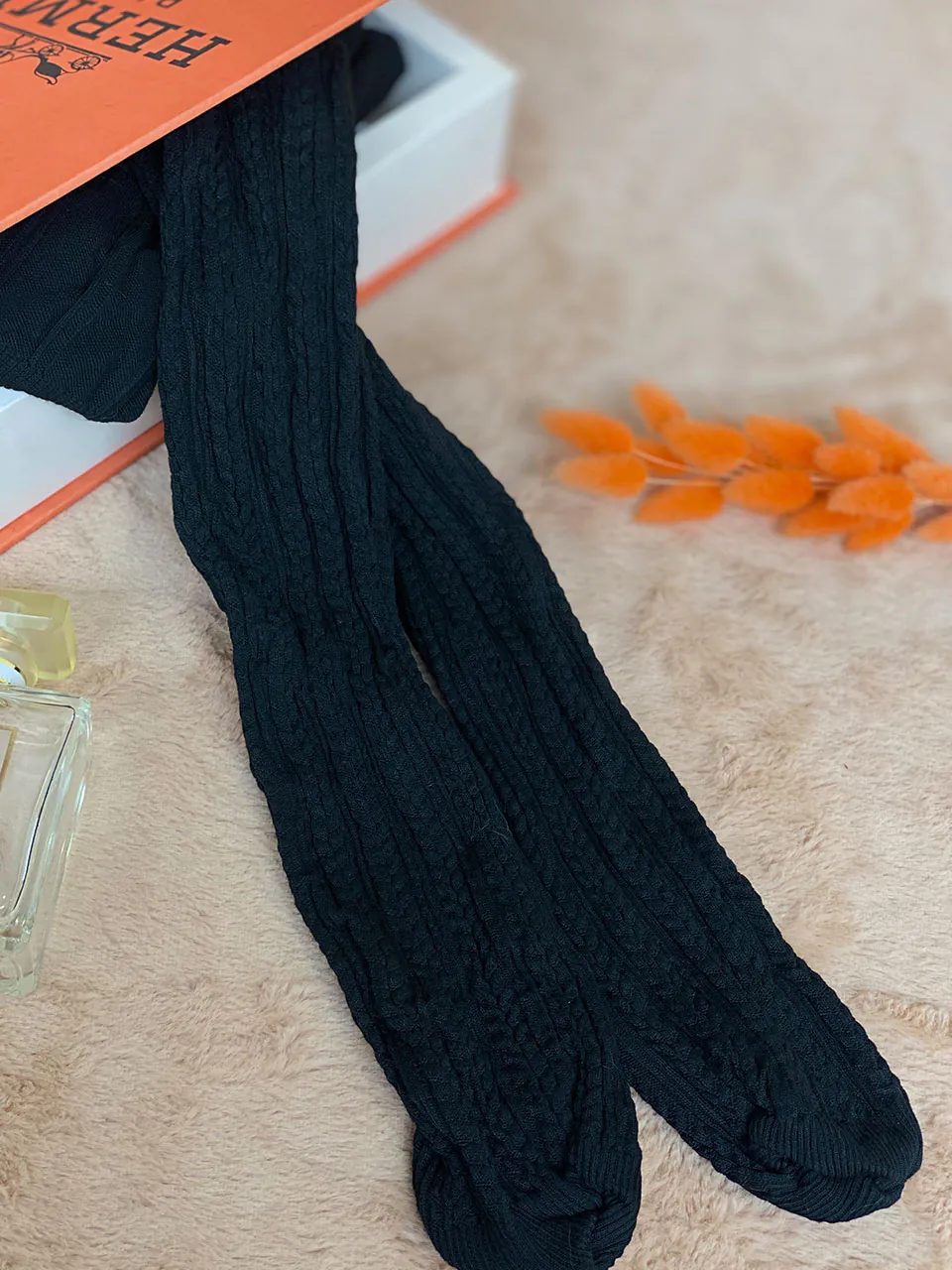 جوراب شلواری گندمی مادام بلا