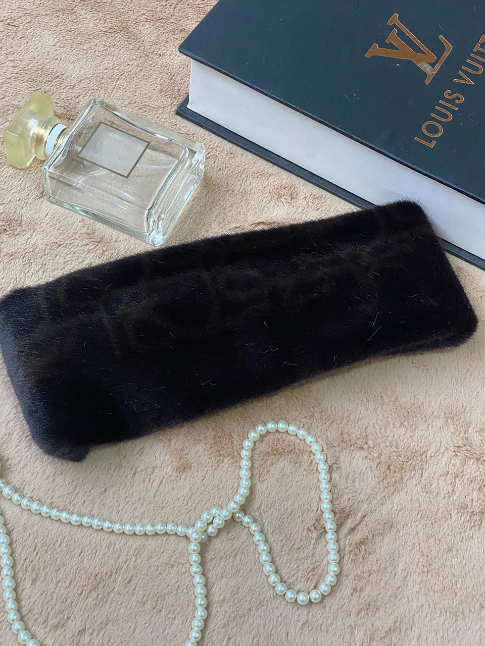 هدبند خز روسی طرحدار فروشگاه مادام بلا رشت