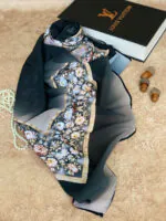 روسری کرپ حریر طرحدار زنانه