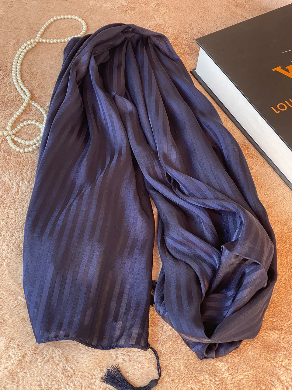 شال نخی دیپلمات راه راه شال مادام بلا رشت