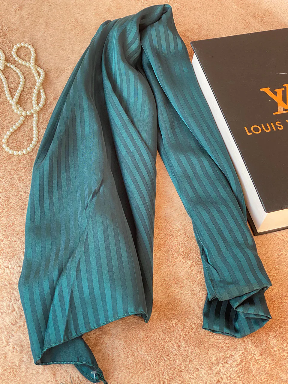 شال نخی دیپلمات راه راه شال مادام بلا رشت